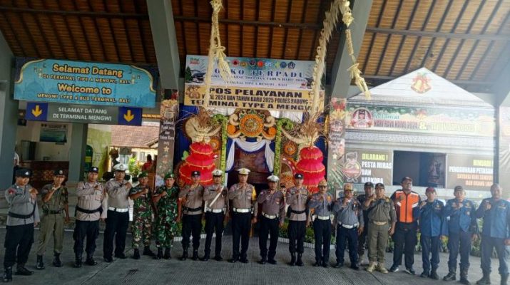 Bersama Stekholder Terkait, Babinsa Laksanakan PAM Nataru 2024/2025