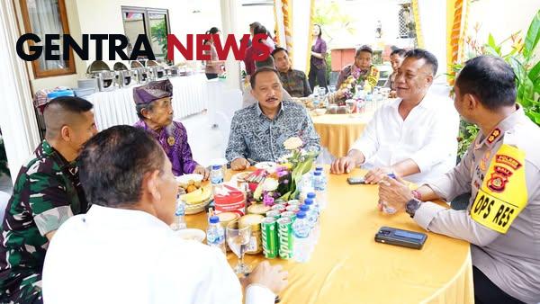 Bupati Klungkung Hadiri Silahturami Natal 2024,